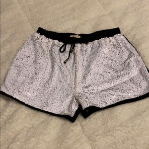 3/$15 LN Sequin May & July Shorts S
